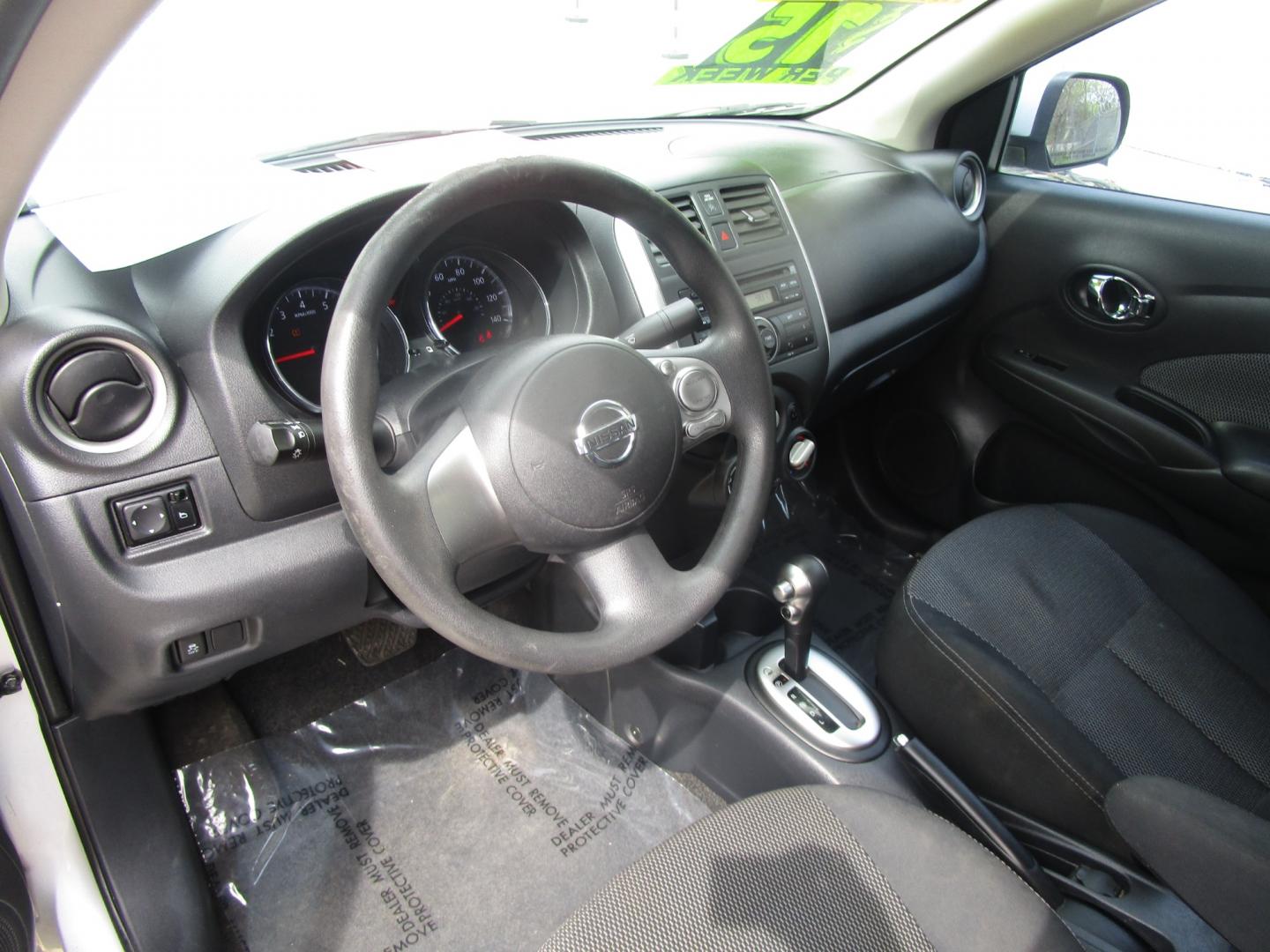 2014 Silver Nissan Versa 1.6 S 5M (3N1CN7AP1EL) with an 1.6L L4 DOHC 16V engine, 5-Speed Automatic transmission, located at 2553 Airline Blvd, Portsmouth, VA, 23701, (757) 488-8331, 36.813889, -76.357597 - Down Payment: $799 Weekly Payment: $75 APR: 23.9% Repayment Terms: 42 Months ***CALL ELIZABETH SMITH - DIRECTOR OF MARKETING @ 757-488-8331 TO SCHEDULE YOUR APPOINTMENT TODAY AND GET PRE-APPROVED RIGHT OVER THE PHONE*** - Photo#9